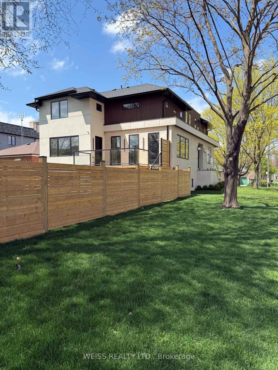Property at 137 BANNOCKBURN AVENUE image 3