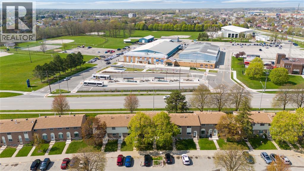 215 Trudeau Drive Unit# 33, Sarnia, Ontario  N7S 4T5 - Photo 22 - 25021760