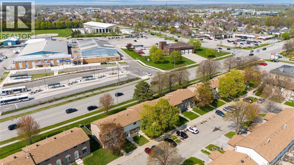 215 Trudeau Drive Unit# 33, Sarnia, Ontario  N7S 4T5 - Photo 23 - 25021760