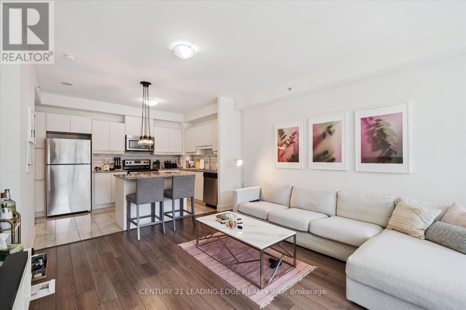 301 - 2910 Highway 7 Road W, Vaughan, Ontario  L4K 0H8 - Photo 10 - N12367132