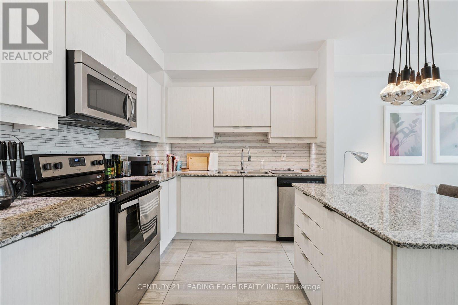 301 - 2910 Highway 7 Road W, Vaughan, Ontario  L4K 0H8 - Photo 14 - N12367132
