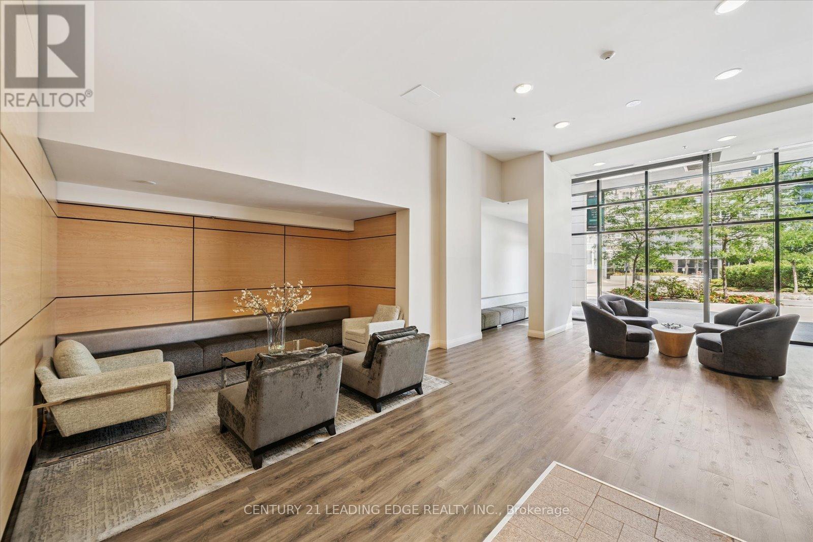 301 - 2910 Highway 7 Road W, Vaughan, Ontario  L4K 0H8 - Photo 45 - N12367132