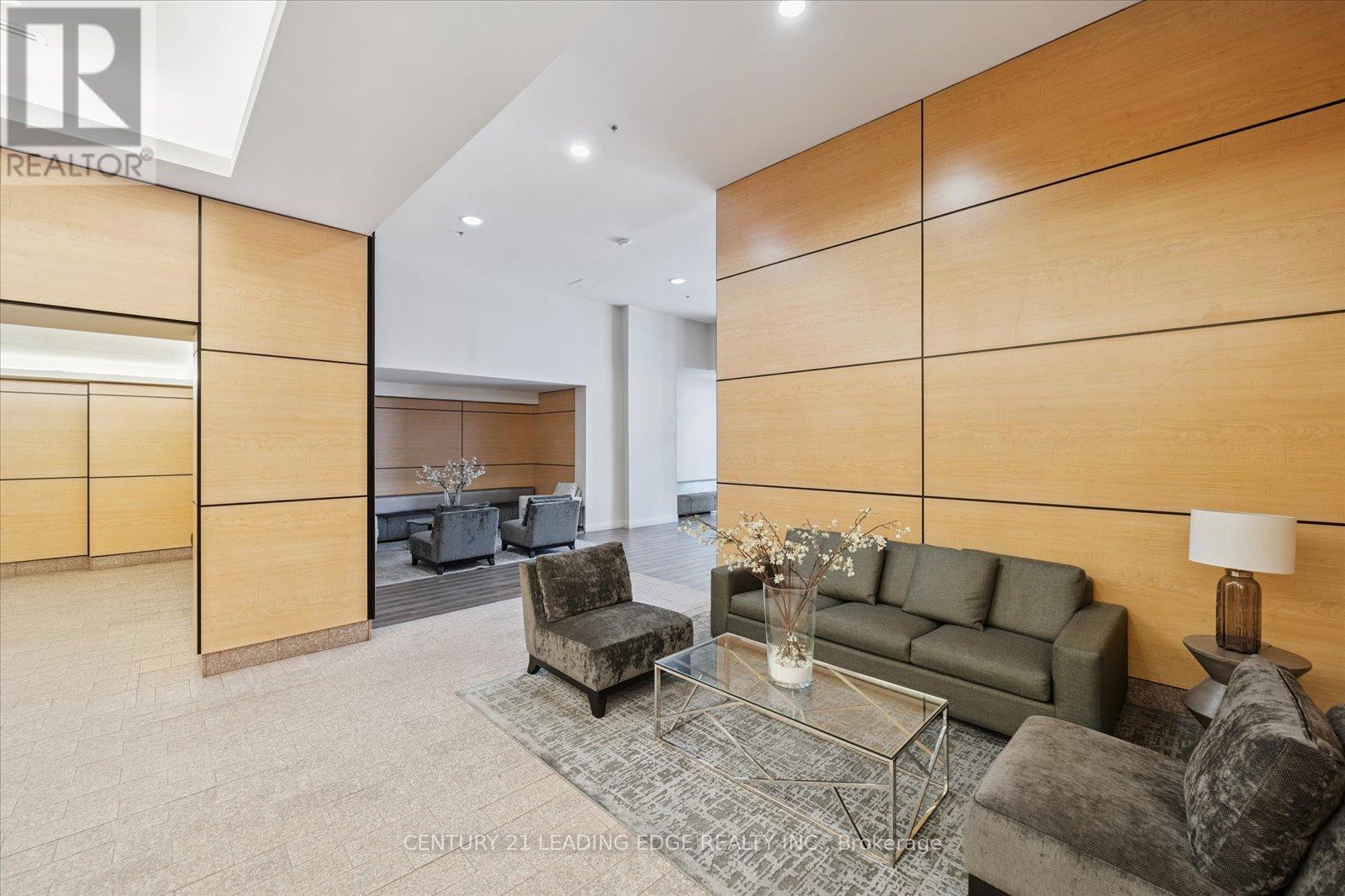 301 - 2910 Highway 7 Road W, Vaughan, Ontario  L4K 0H8 - Photo 46 - N12367132