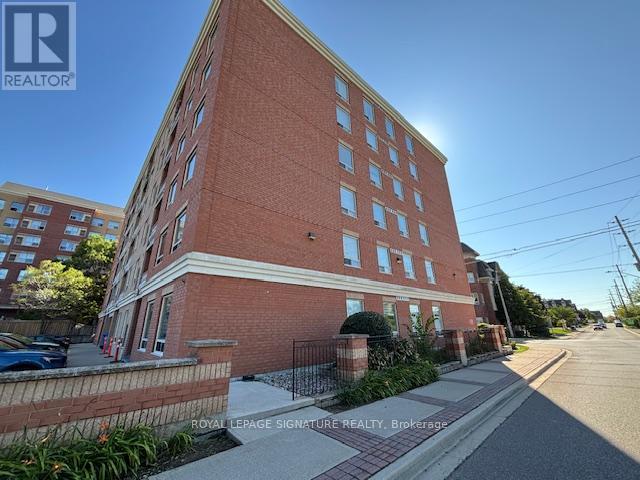 407 - 32 Tannery Street, Mississauga, Ontario  L5M 6T6 - Photo 18 - W12367099