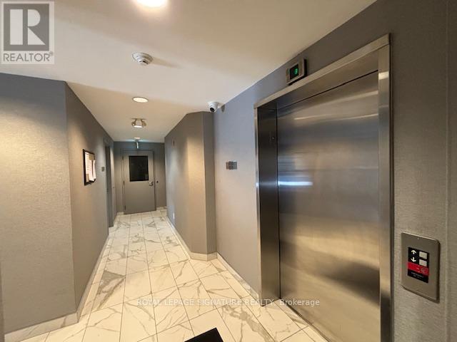 407 - 32 Tannery Street, Mississauga, Ontario  L5M 6T6 - Photo 4 - W12367099