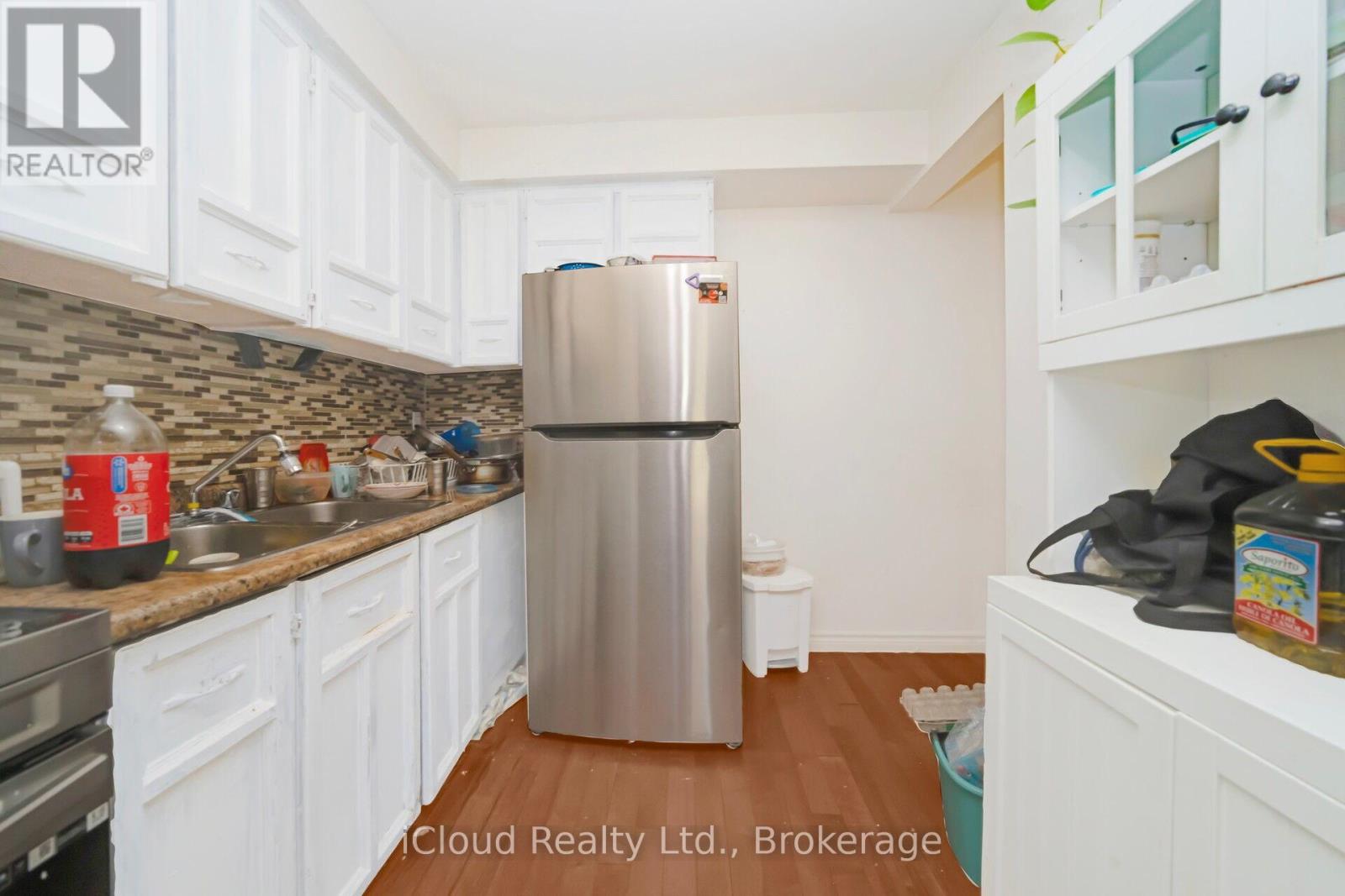 25 - 25 Vodden Court, Brampton, Ontario  L6V 2V7 - Photo 6 - W12367109