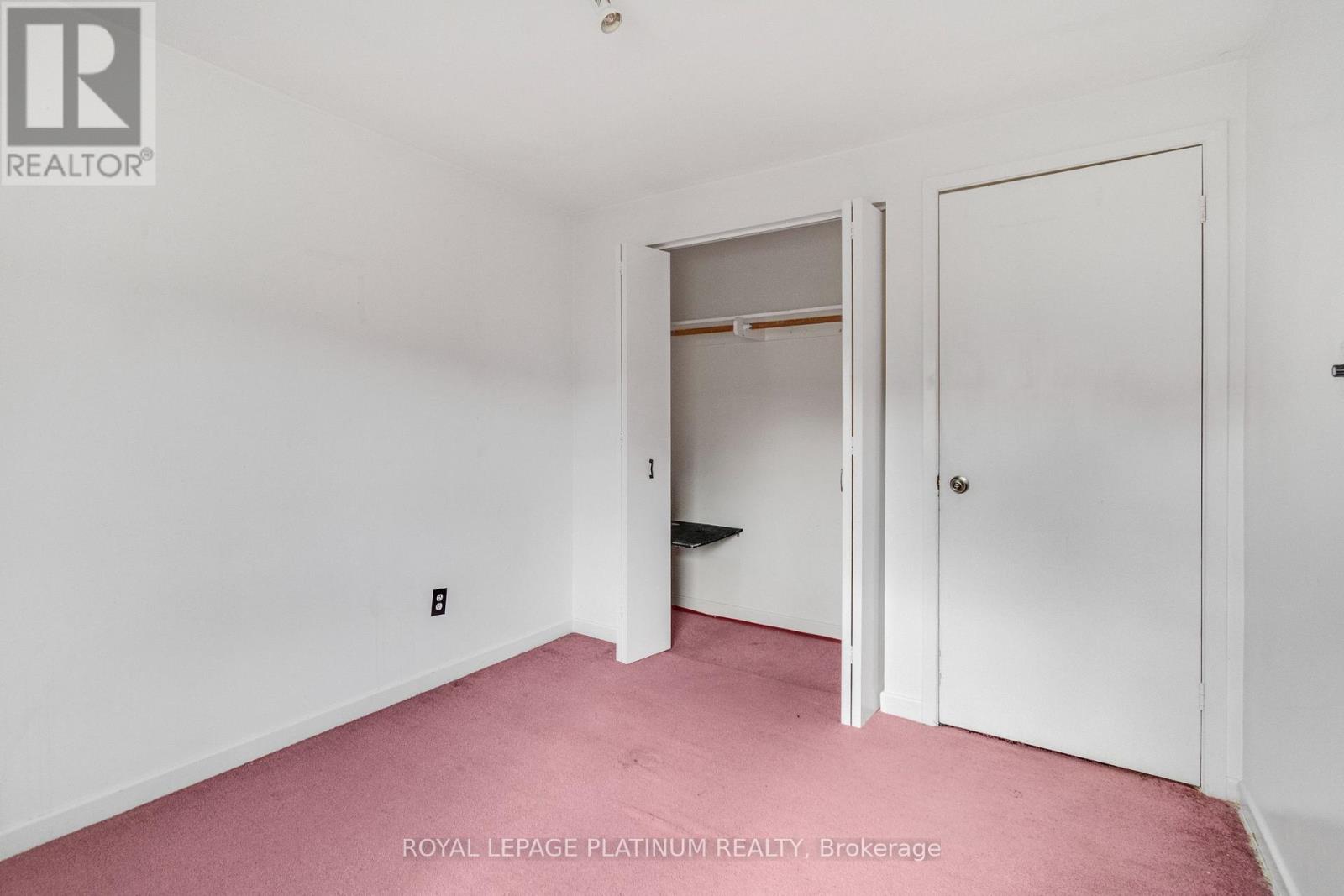 48 - 246 John Garland Boulevard, Toronto, Ontario  M9V 1N8 - Photo 8 - W12367114
