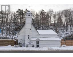 2476 OLD MONTREAL ROAD, Ottawa, Ontario