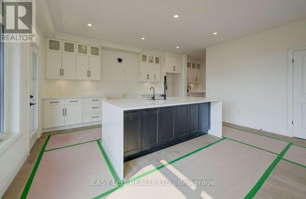 61 Bricker Avenue, Centre Wellington, Ontario  N0B 1S0 - Photo 13 - X12367081