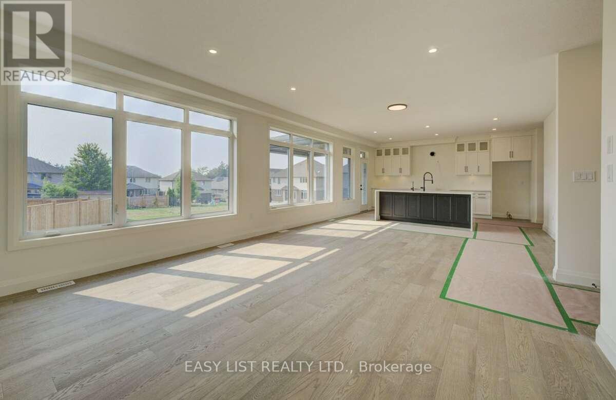 61 Bricker Avenue, Centre Wellington, Ontario  N0B 1S0 - Photo 17 - X12367081