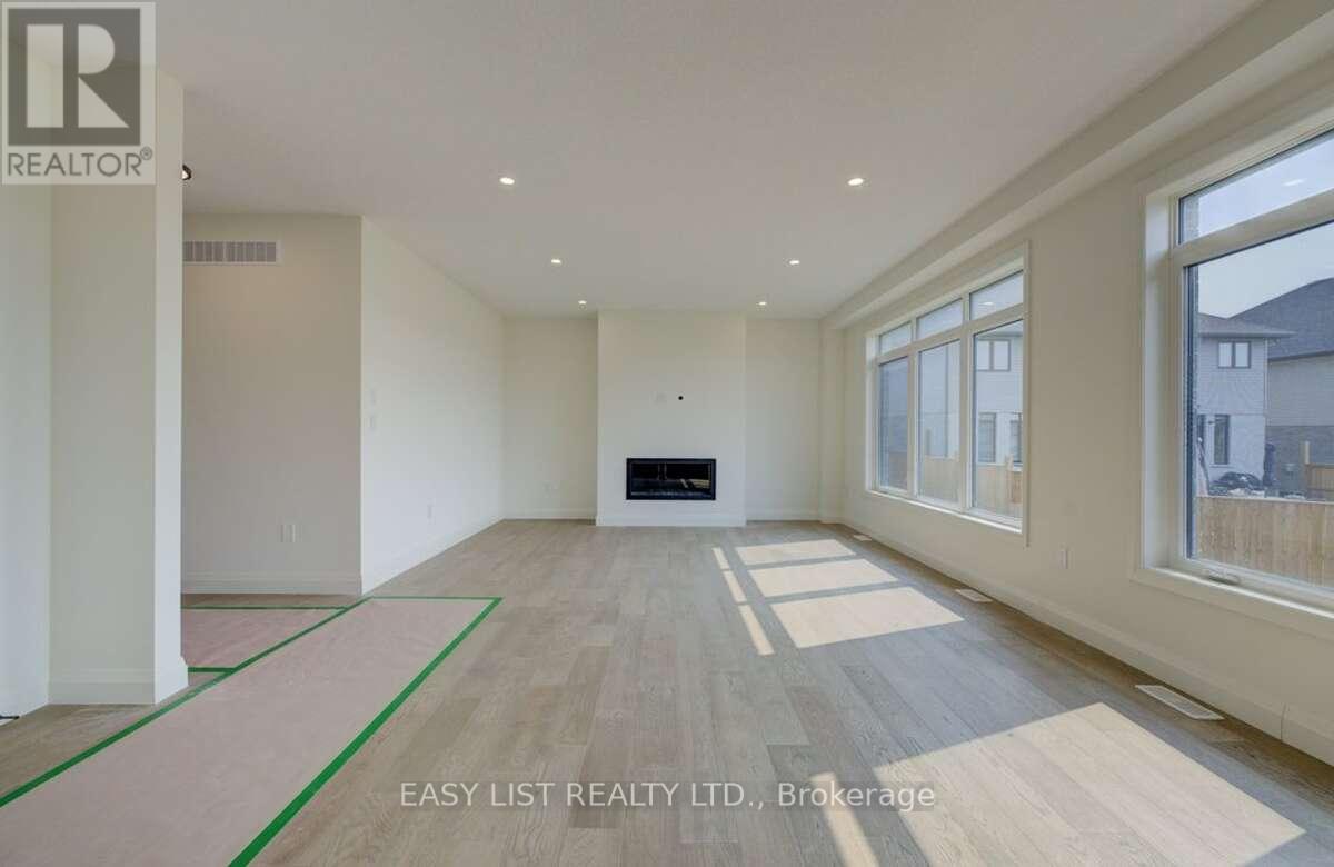 61 Bricker Avenue, Centre Wellington, Ontario  N0B 1S0 - Photo 21 - X12367081