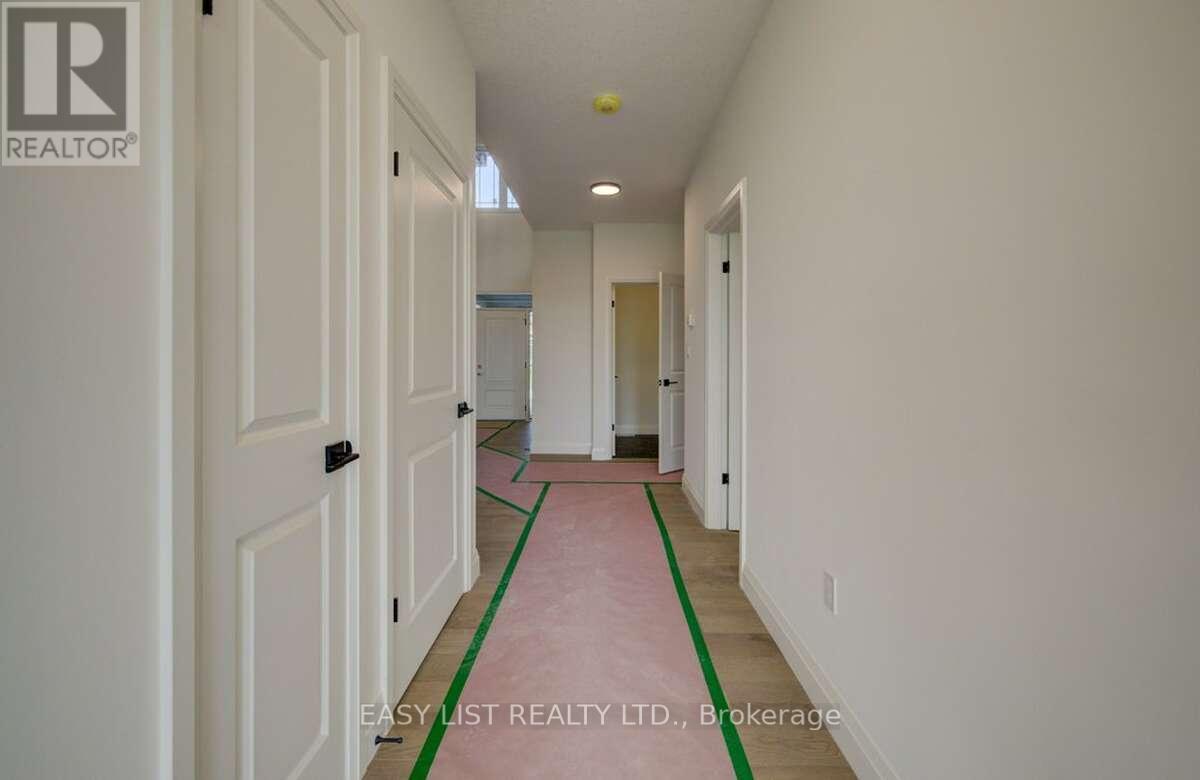 61 Bricker Avenue, Centre Wellington, Ontario  N0B 1S0 - Photo 24 - X12367081