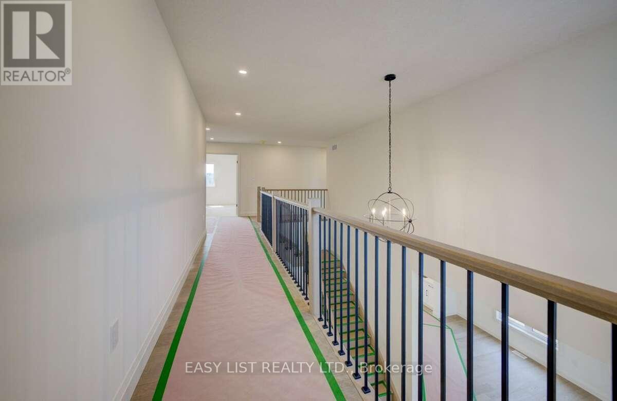 61 Bricker Avenue, Centre Wellington, Ontario  N0B 1S0 - Photo 33 - X12367081