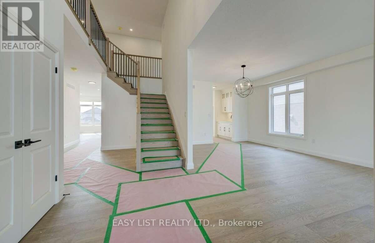 61 Bricker Avenue, Centre Wellington, Ontario  N0B 1S0 - Photo 9 - X12367081