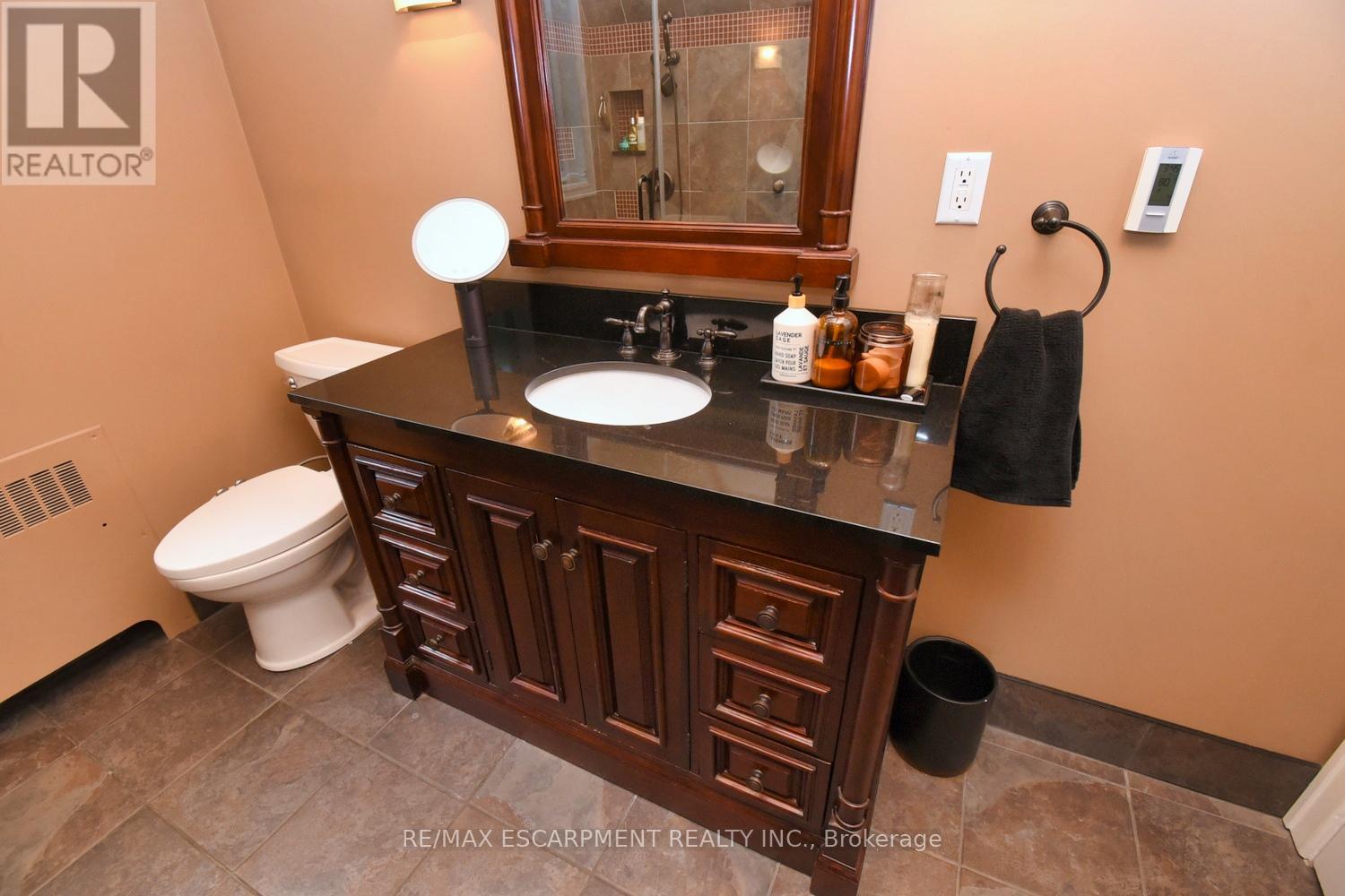 200 Concession Street, Hamilton, Ontario  L9A 1A9 - Photo 27 - X12367117