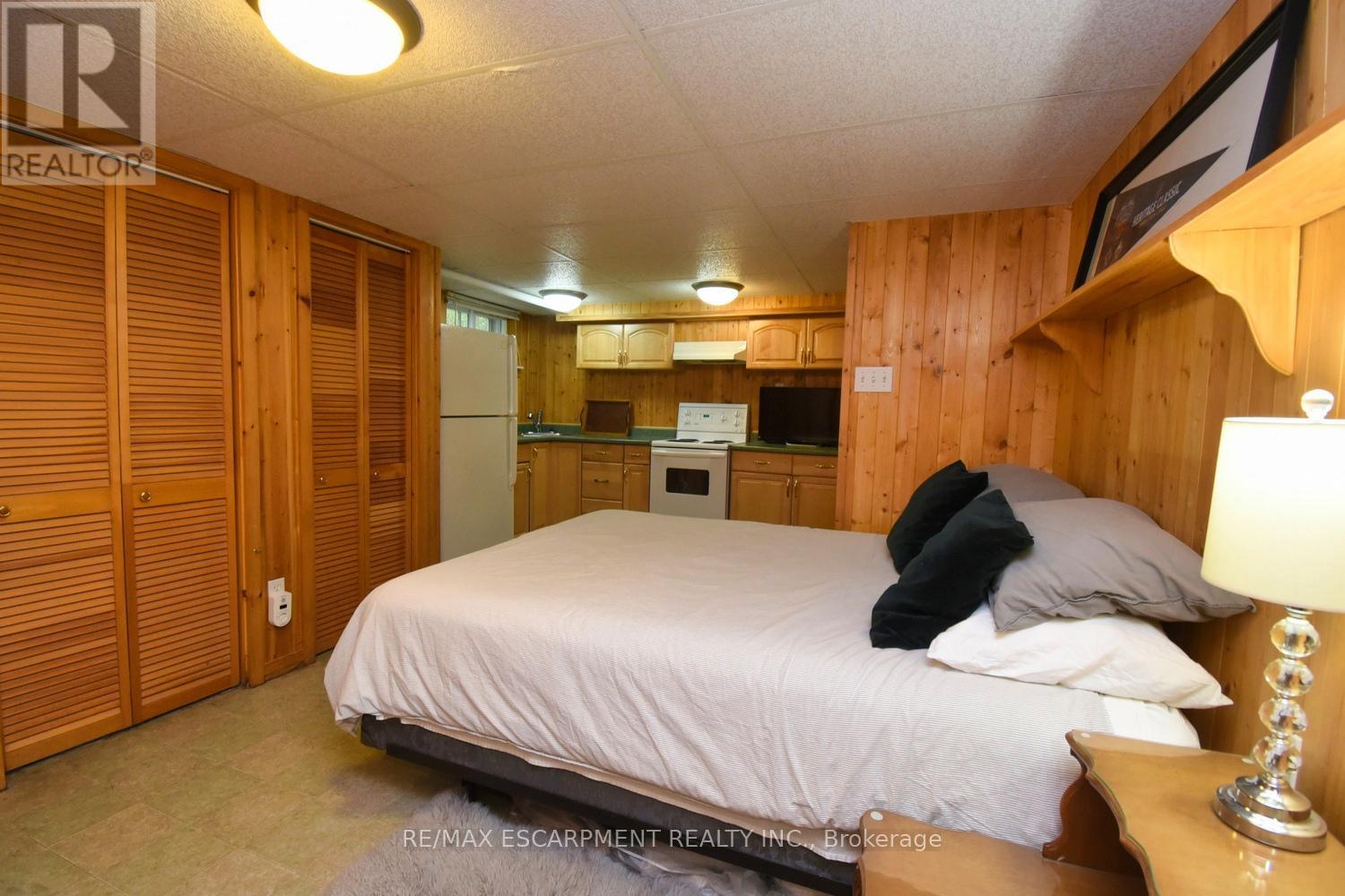 200 Concession Street, Hamilton, Ontario  L9A 1A9 - Photo 29 - X12367117