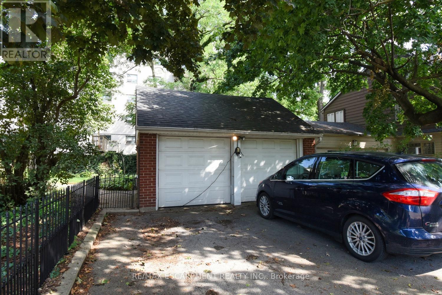 200 Concession Street, Hamilton, Ontario  L9A 1A9 - Photo 35 - X12367117