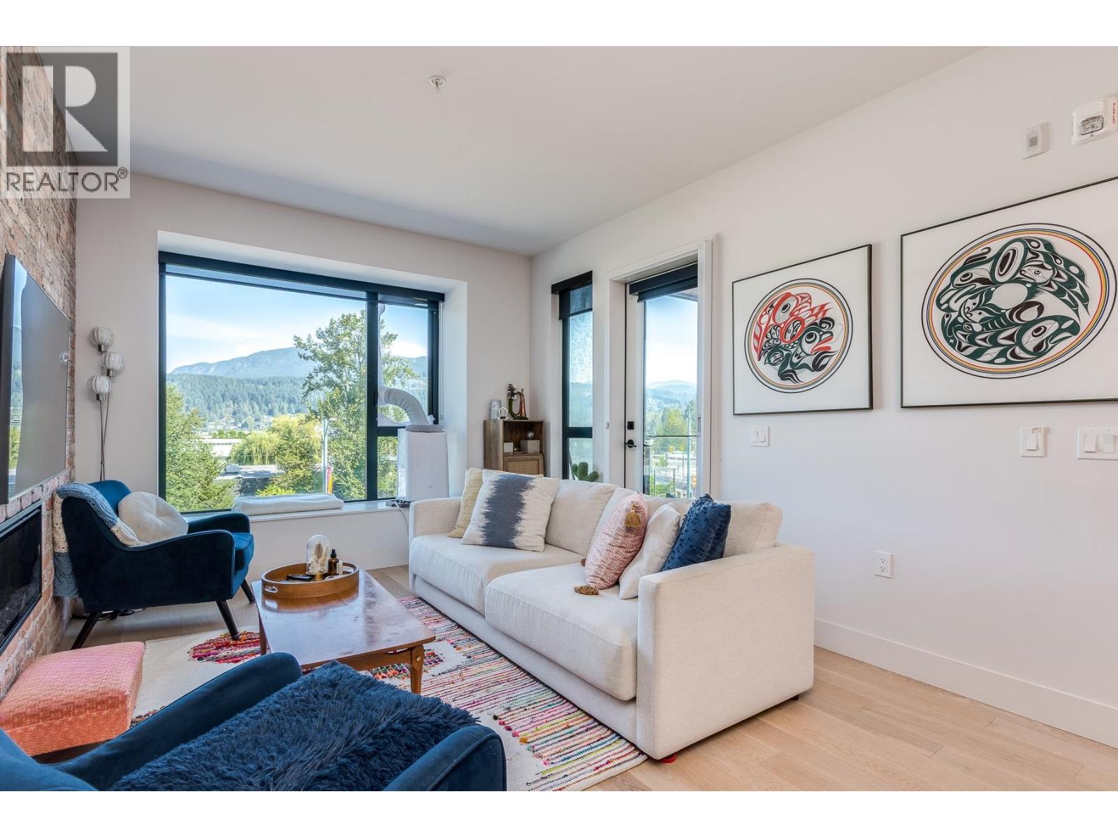 307 83 Moody Street, Port Moody, British Columbia  V3H 0K7 - Photo 2 - R3040991