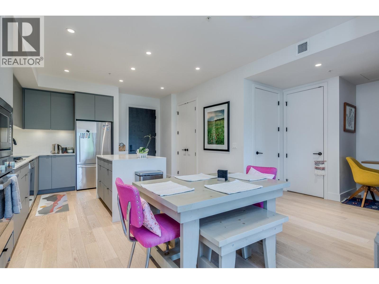 307 83 Moody Street, Port Moody, British Columbia  V3H 0K7 - Photo 6 - R3040991