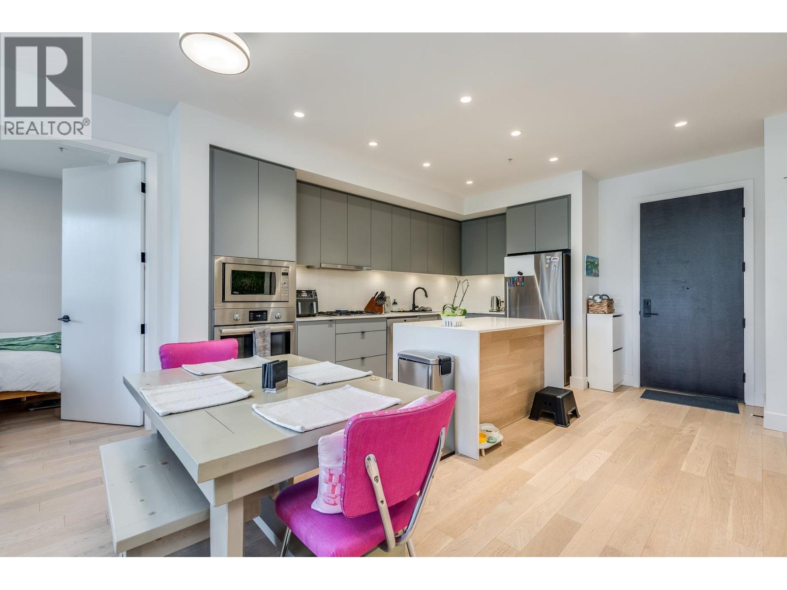 307 83 Moody Street, Port Moody, British Columbia  V3H 0K7 - Photo 9 - R3040991