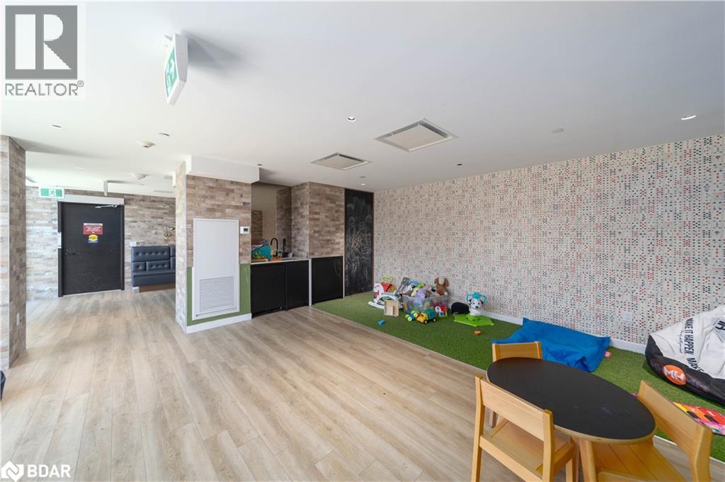 2300 St Clair Avenue West Unit# 118, Toronto, Ontario  M6N 0B3 - Photo 38 - 40763942