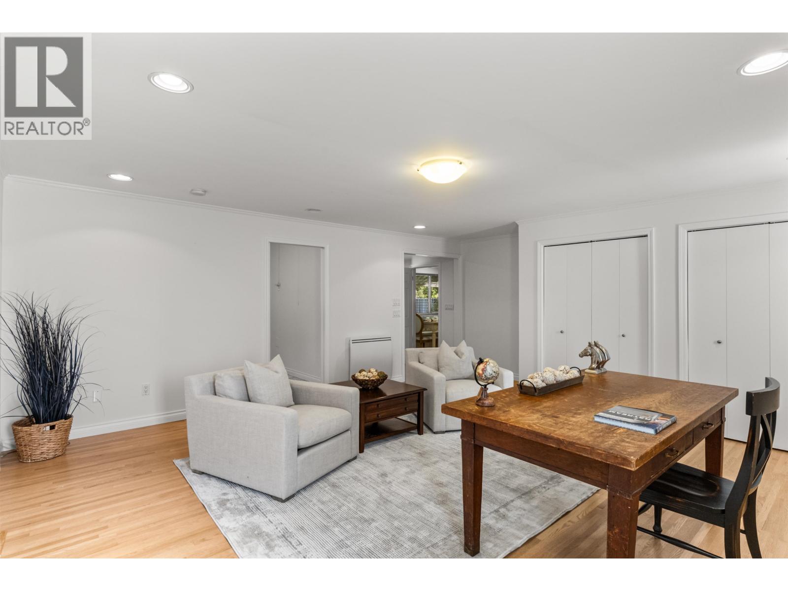 861 53a Street, Delta, British Columbia  V4M 3C8 - Photo 15 - R3041000