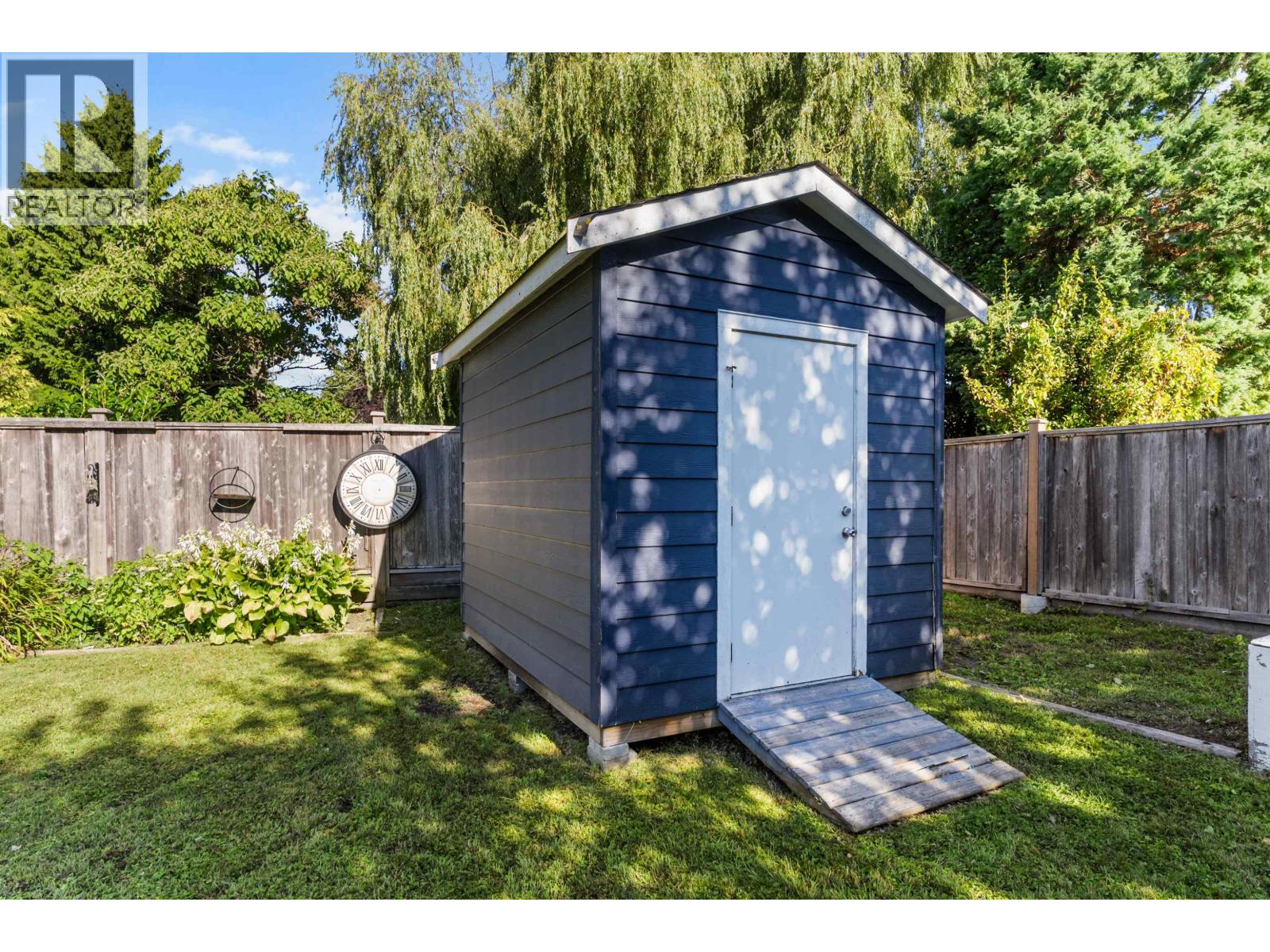 861 53a Street, Delta, British Columbia  V4M 3C8 - Photo 35 - R3041000