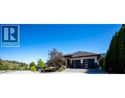 900 Stockley Street, kelowna, British Columbia