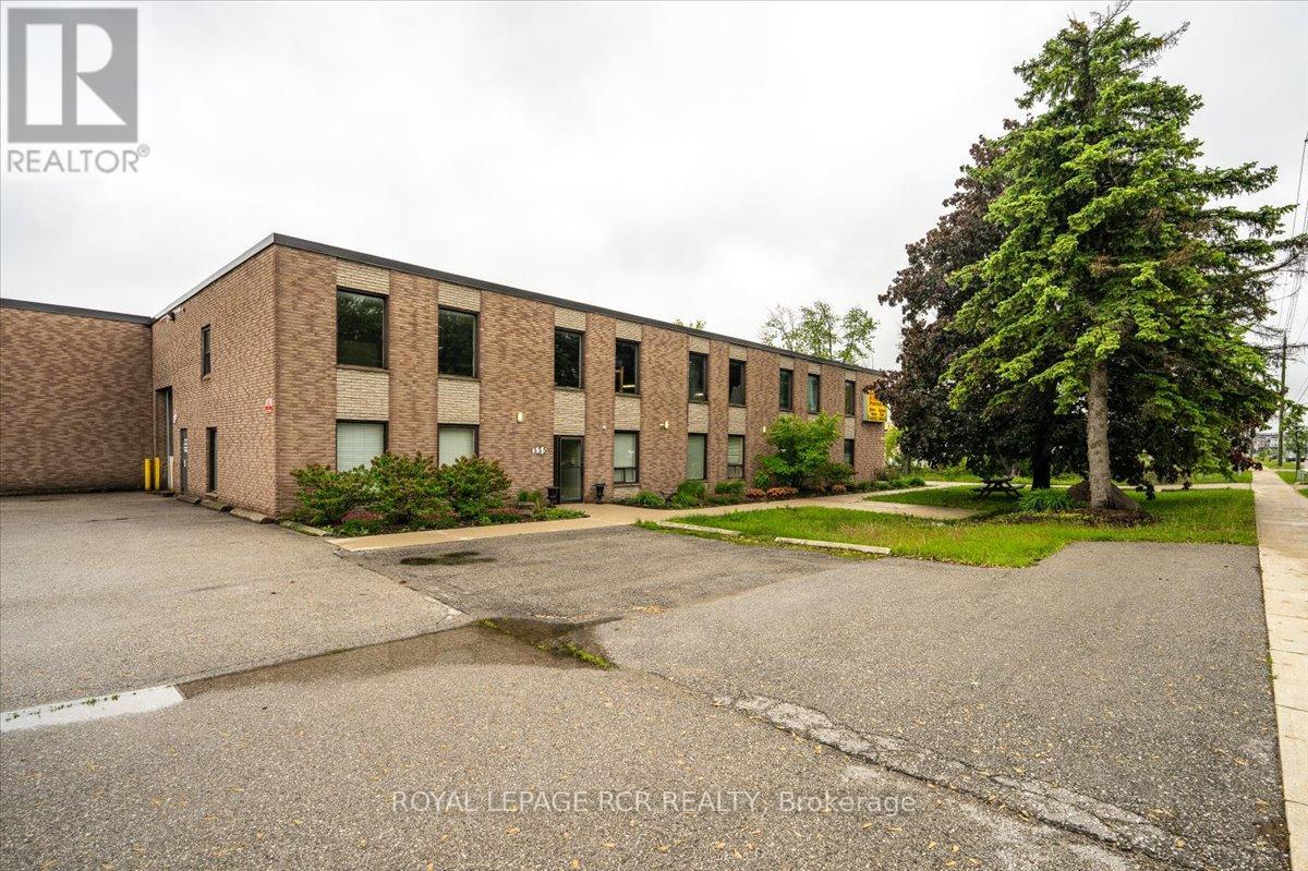 355 Dissette Street, Bradford West Gwillimbury, Ontario  L3Z 3G9 - Photo 2 - N12367186