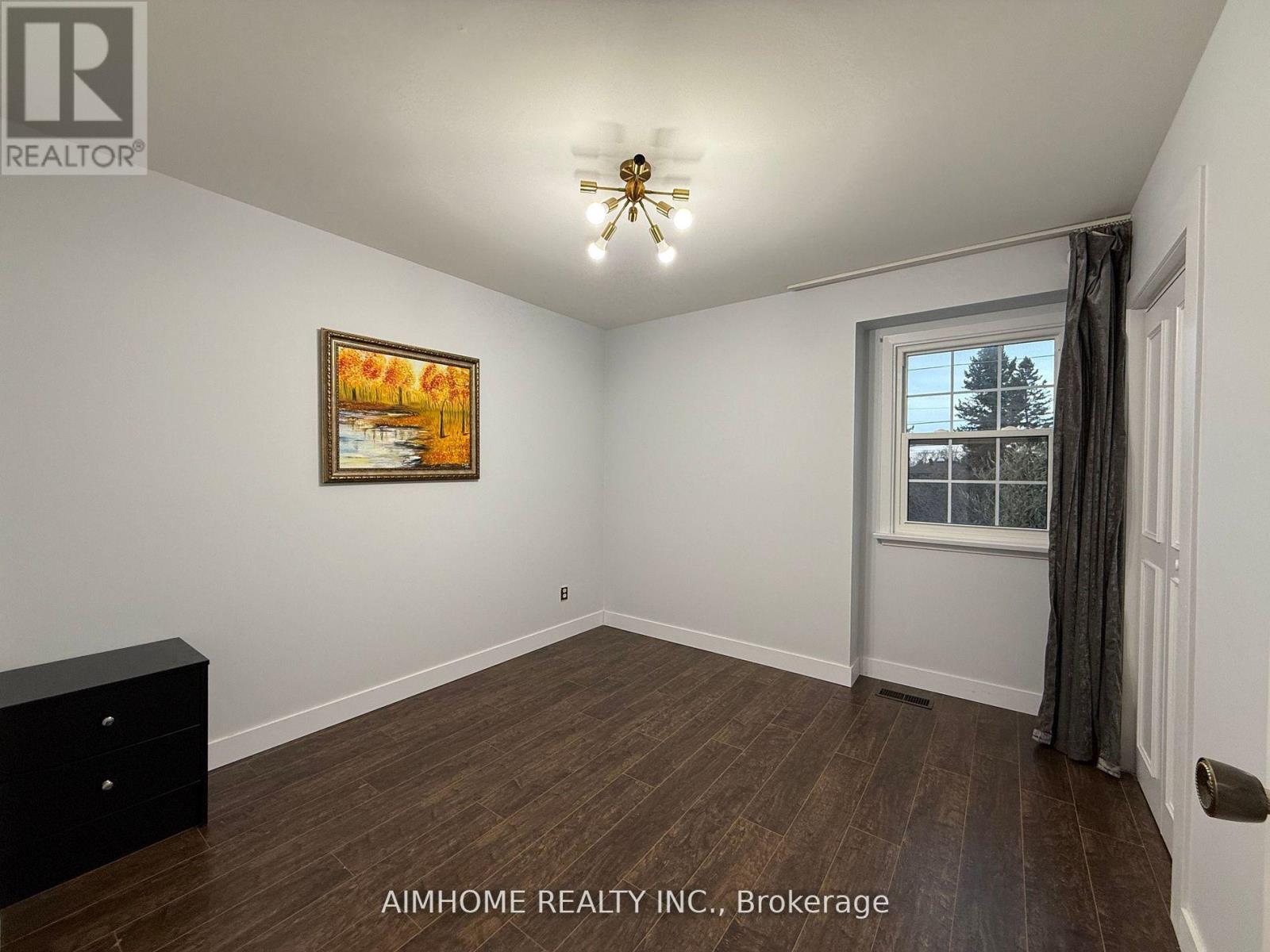 338 Steeles Avenue E, Markham, Ontario  L3T 1A8 - Photo 19 - N12367198
