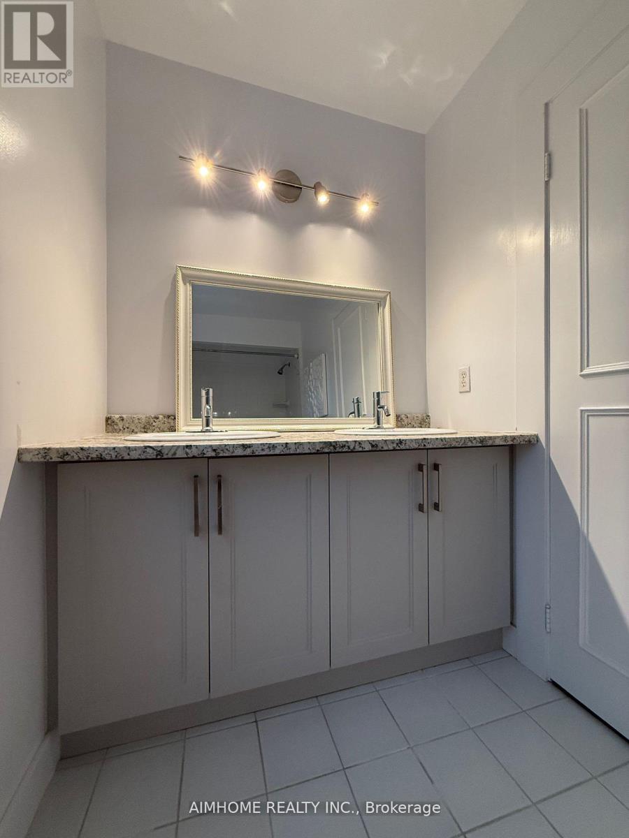 338 Steeles Avenue E, Markham, Ontario  L3T 1A8 - Photo 21 - N12367198