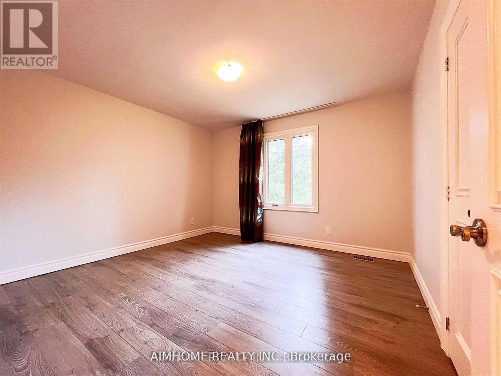 344 Steeles Avenue E, Markham, Ontario  L3T 1A8 - Photo 11 - N12367213