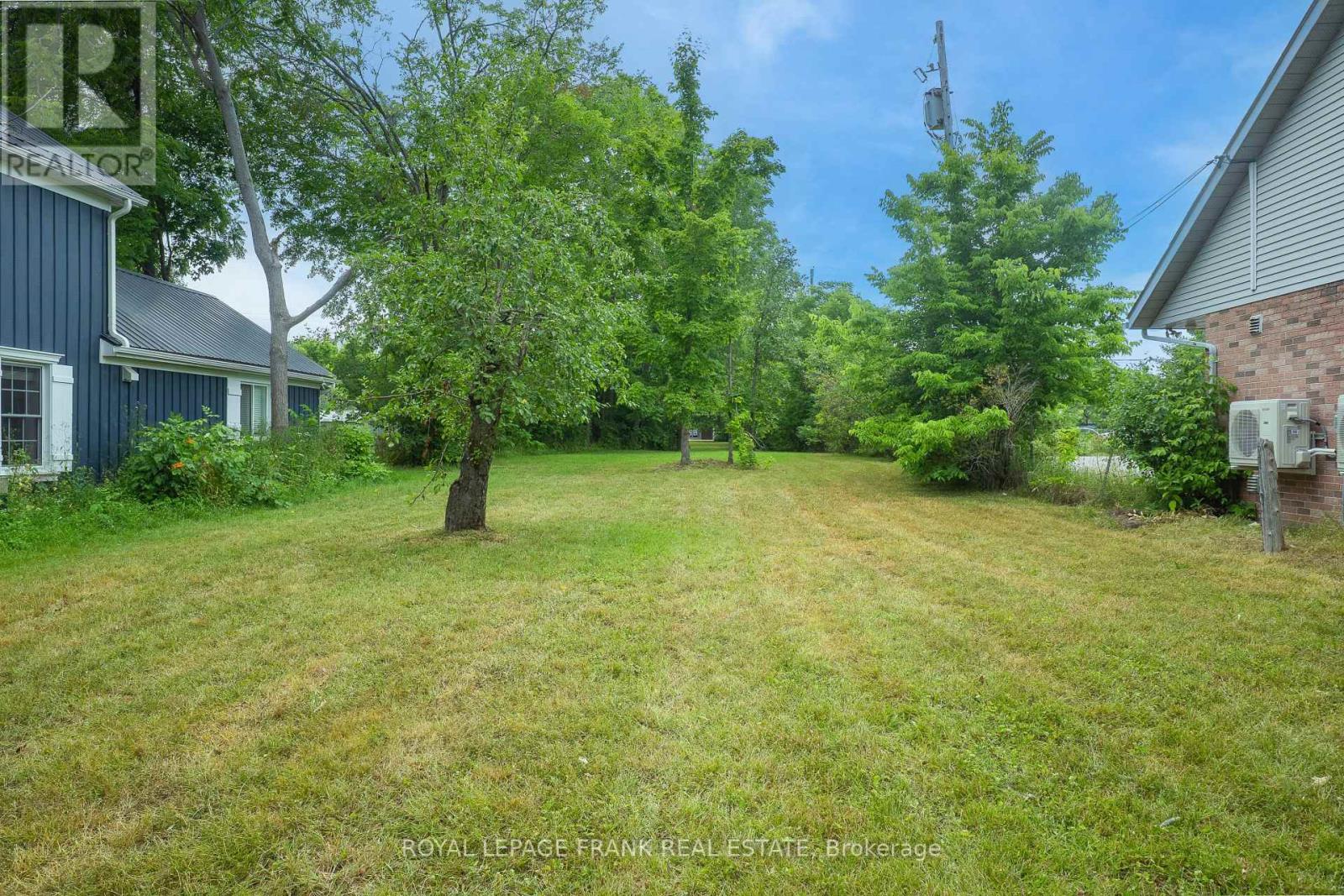 84 Bolton And William Street, Kawartha Lakes (Bobcaygeon), Ontario  K0M 1A0 - Photo 13 - X12367273