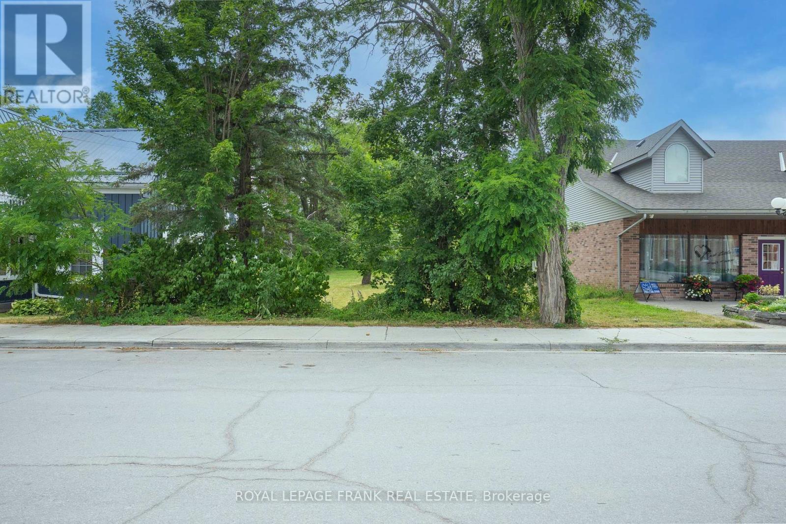 84 Bolton And William Street, Kawartha Lakes (Bobcaygeon), Ontario  K0M 1A0 - Photo 15 - X12367273