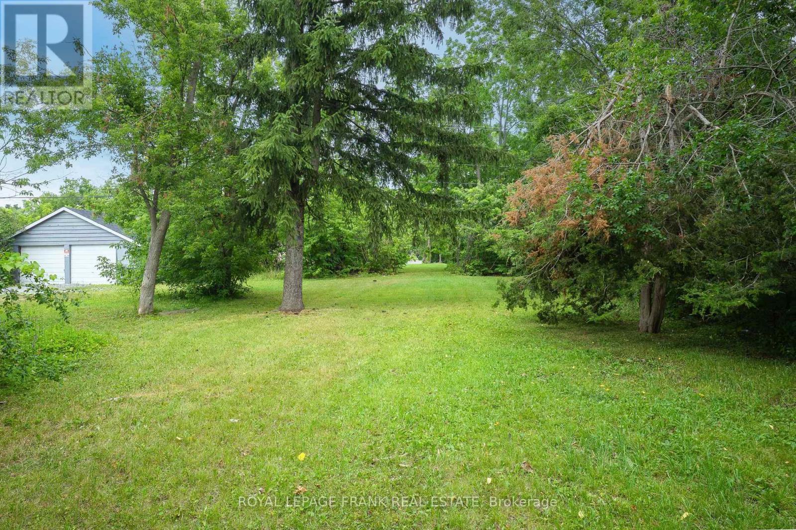 84 Bolton And William Street, Kawartha Lakes (Bobcaygeon), Ontario  K0M 1A0 - Photo 17 - X12367273