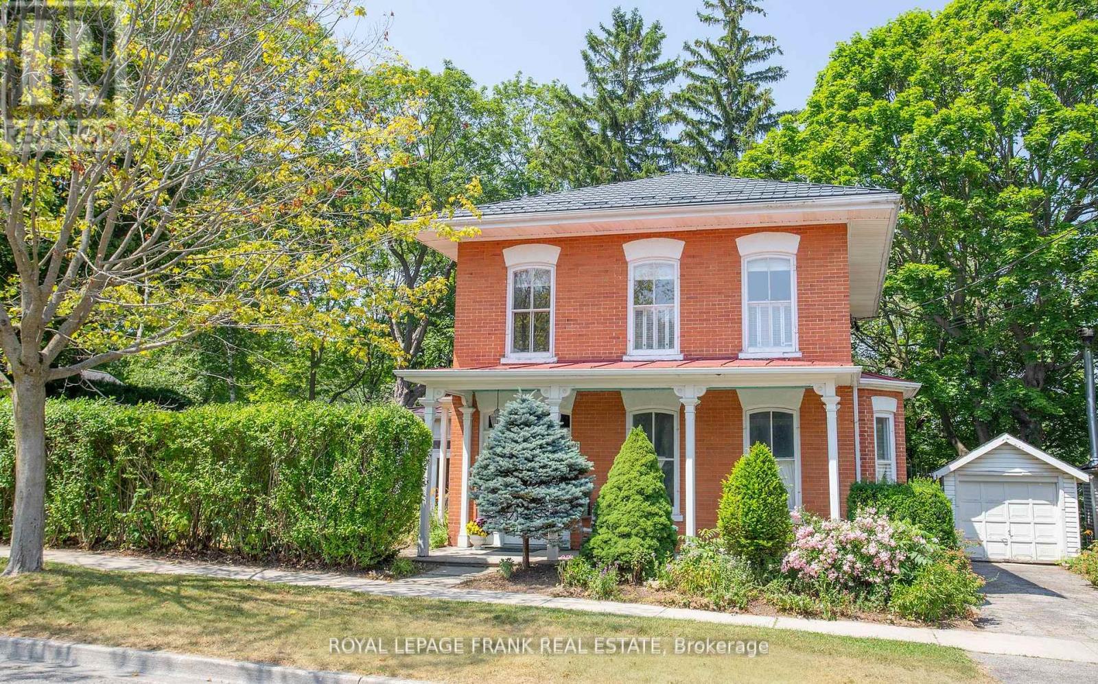 6 Sherbourne Street, Port Hope, Ontario  L1A 1H2 - Photo 6 - X12367279