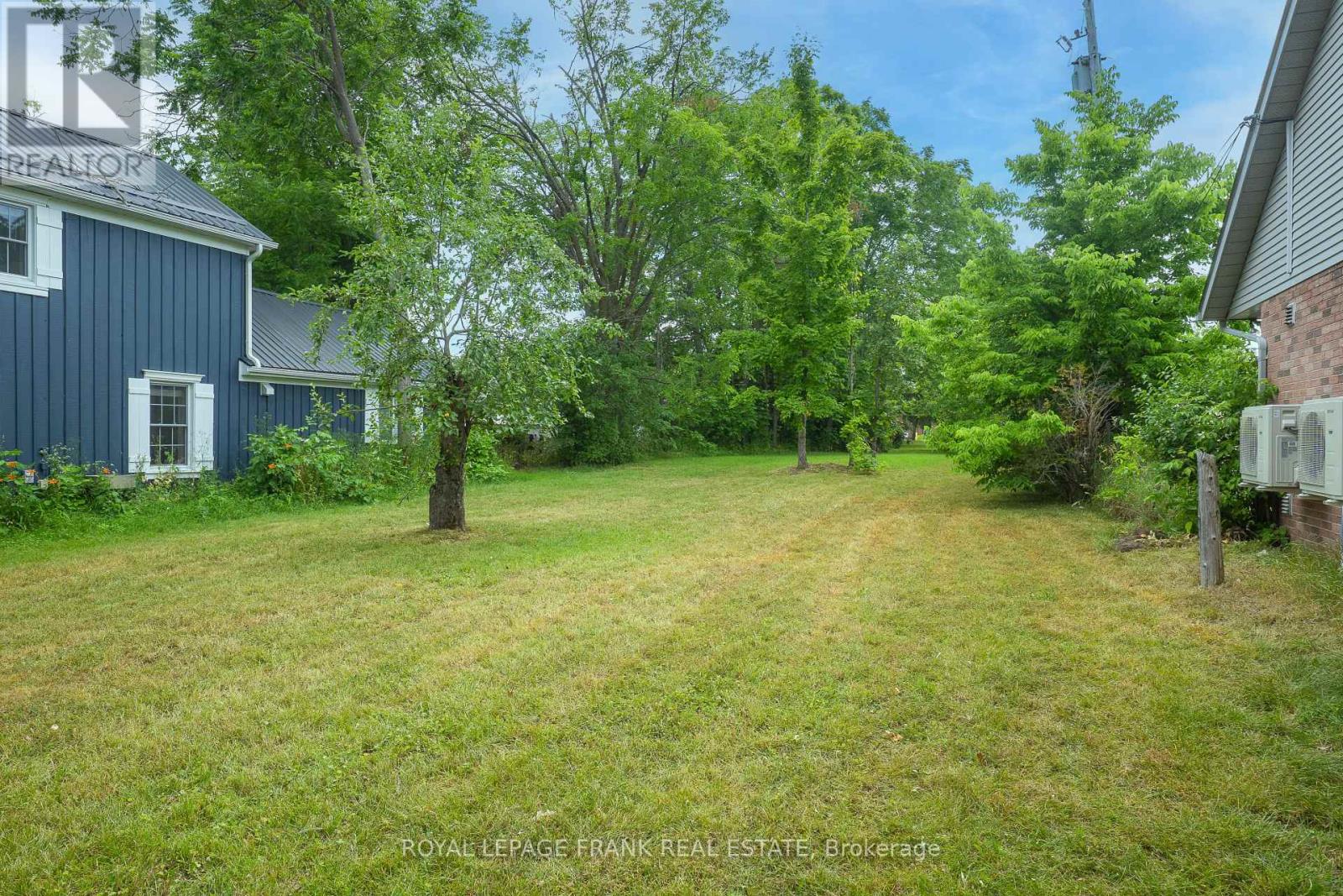 84 Bolton And William Street, Kawartha Lakes (Bobcaygeon), Ontario  K0M 1A0 - Photo 14 - X12367281