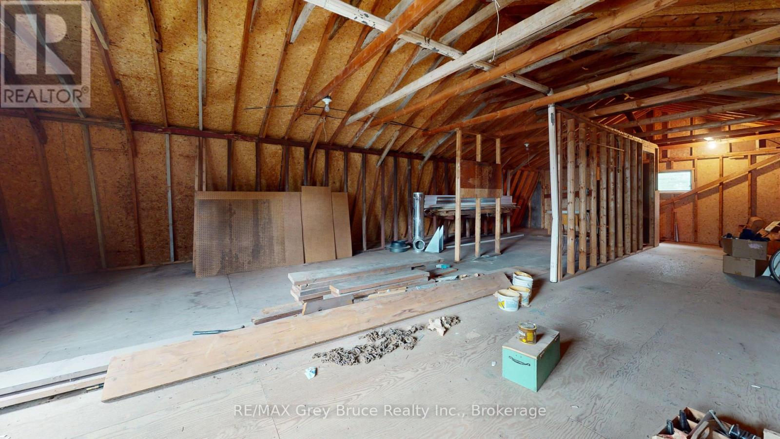 1069 7th Avenue, Hanover, Ontario  N4N 2K4 - Photo 15 - X12367243