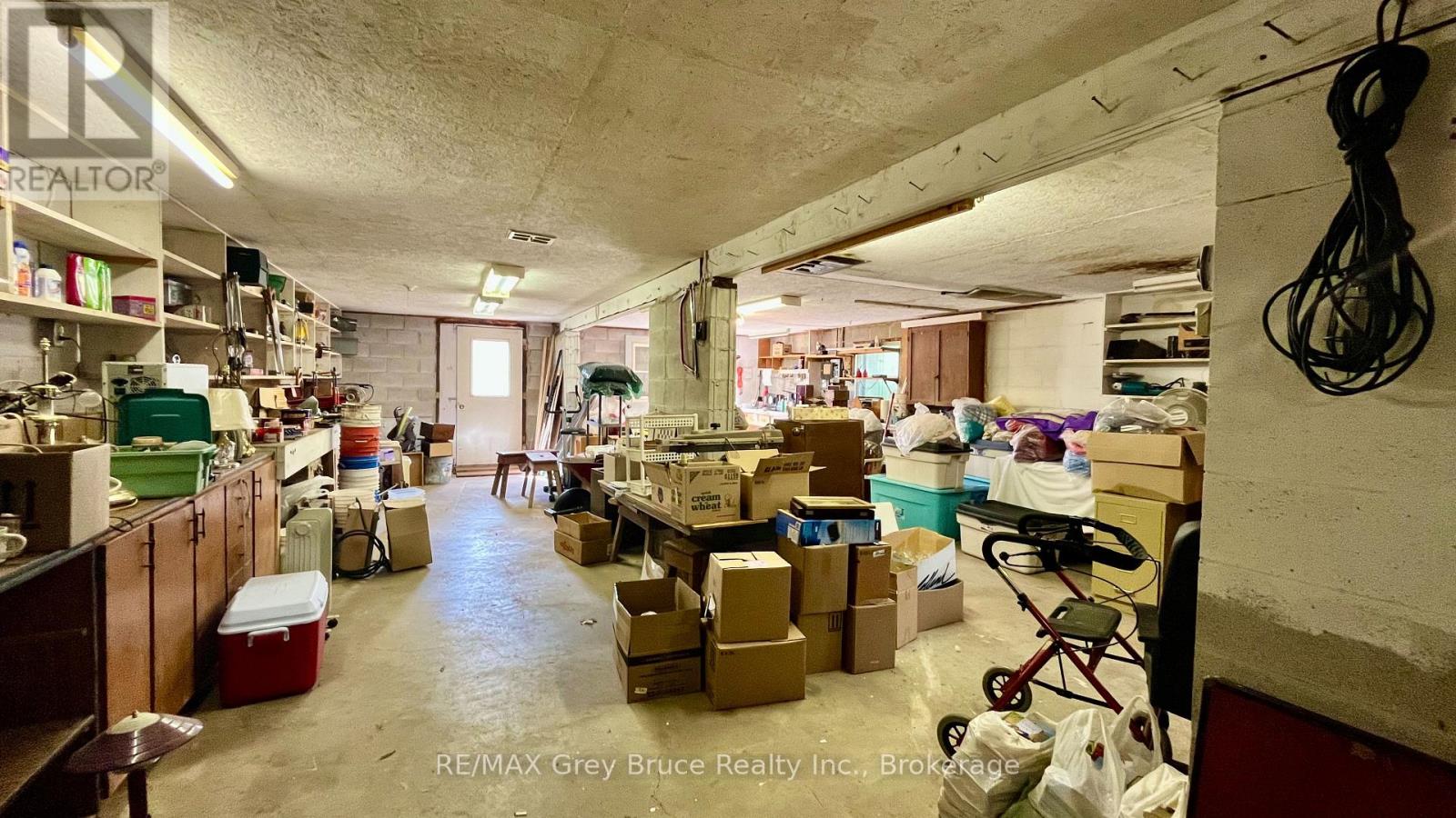 1069 7th Avenue, Hanover, Ontario  N4N 2K4 - Photo 19 - X12367243