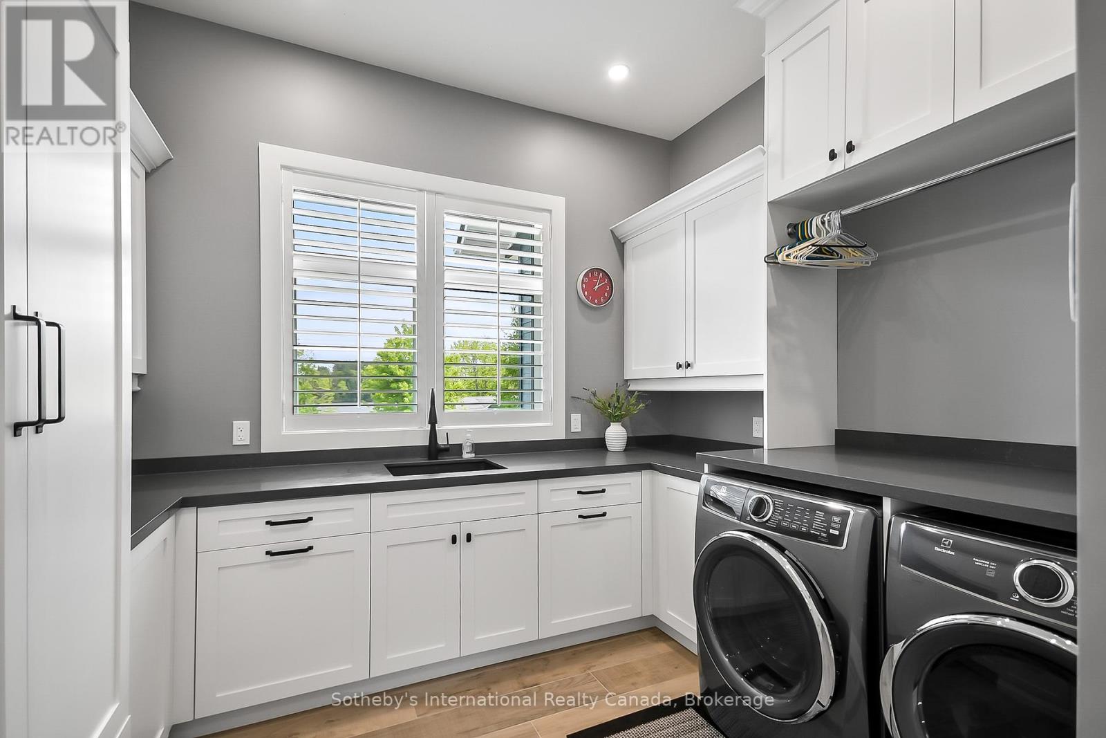19 Bears Paw, Whitestone, Ontario  P0A 1G0 - Photo 40 - X12367285