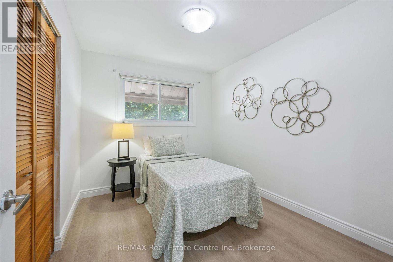 72 Ferndale Avenue, Guelph, Ontario  N1E 1B5 - Photo 11 - X12367291