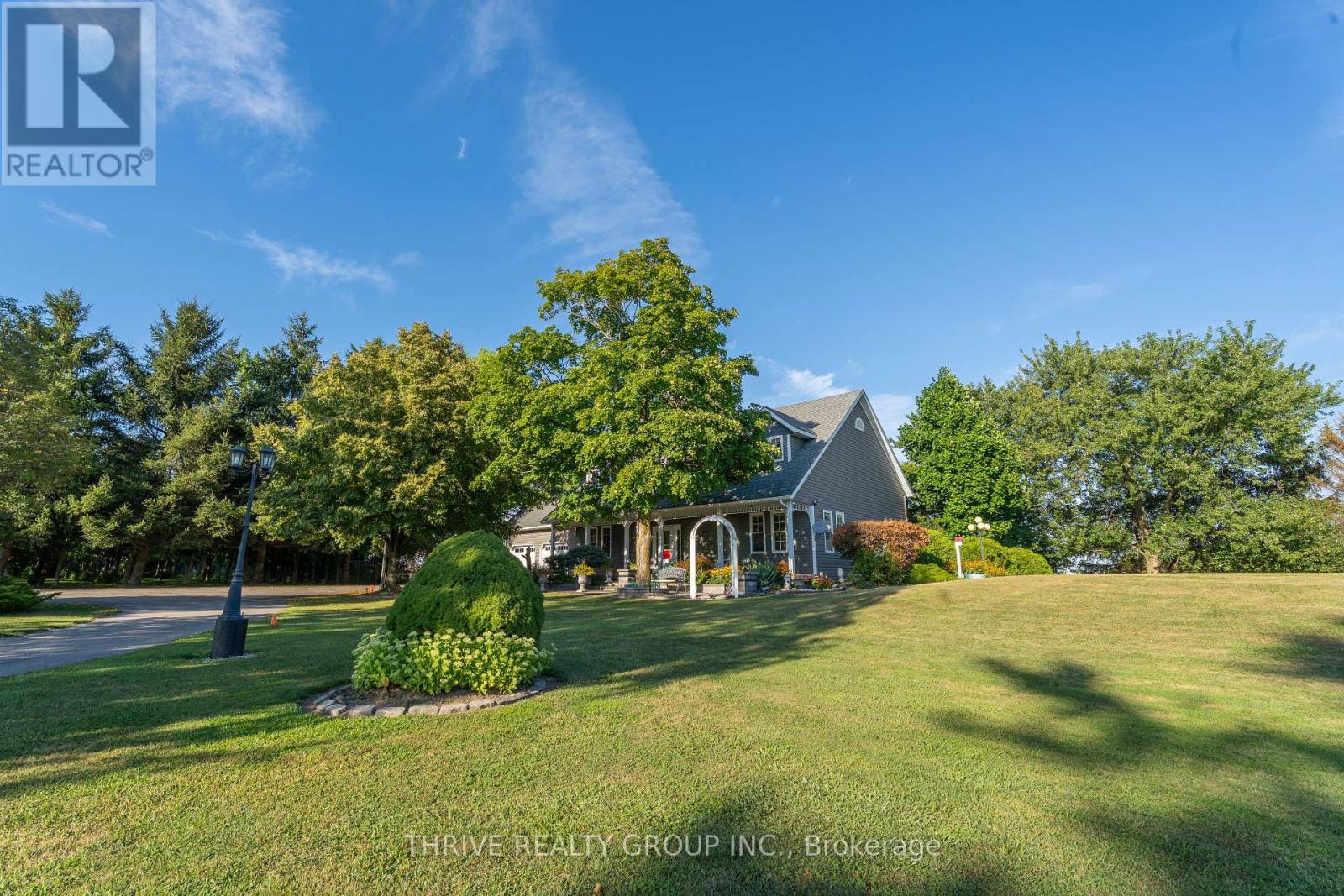 6228 Bethel Road, Warwick, Ontario  N0M 2S0 - Photo 1 - X12367244