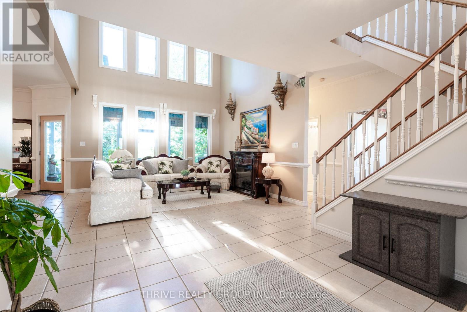 6228 Bethel Road, Warwick, Ontario  N0M 2S0 - Photo 5 - X12367244