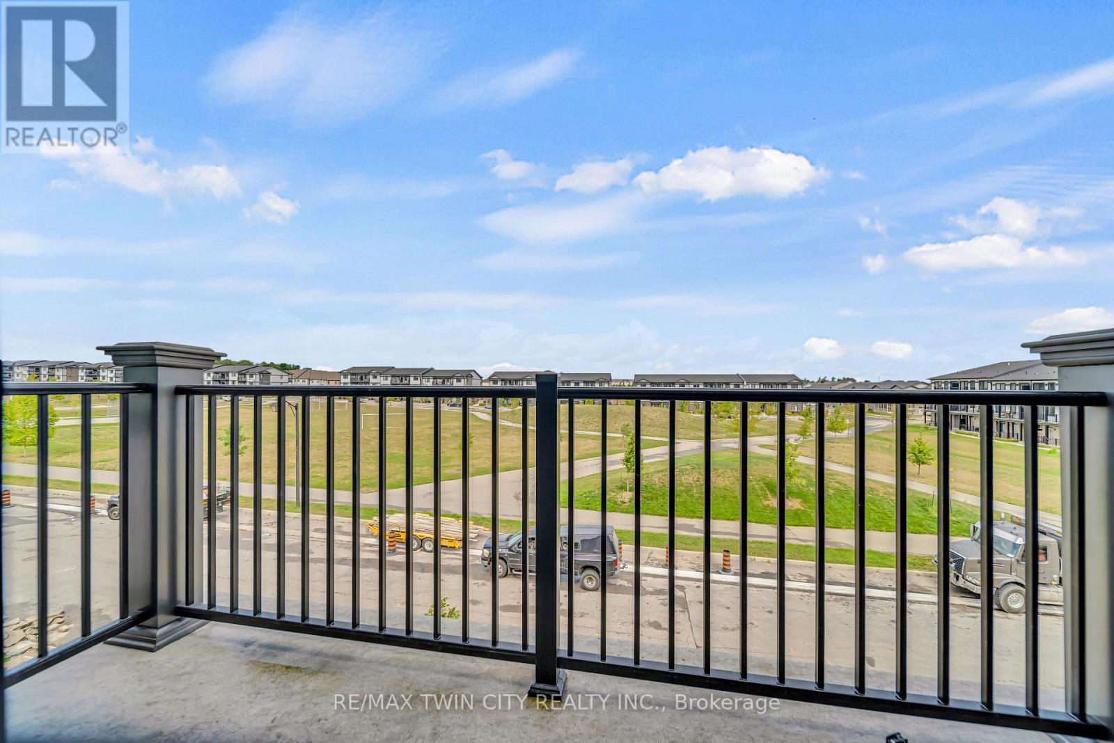 186 Wheat Lane, Kitchener, Ontario  N2R 0R4 - Photo 18 - X12367210