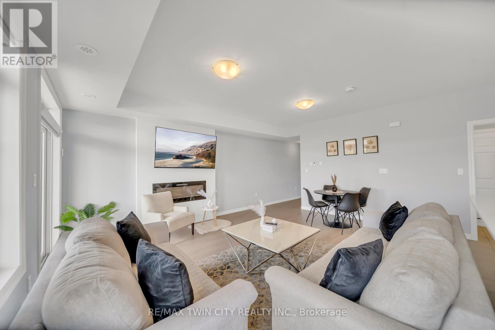 186 Wheat Lane, Kitchener, Ontario  N2R 0R4 - Photo 7 - X12367210