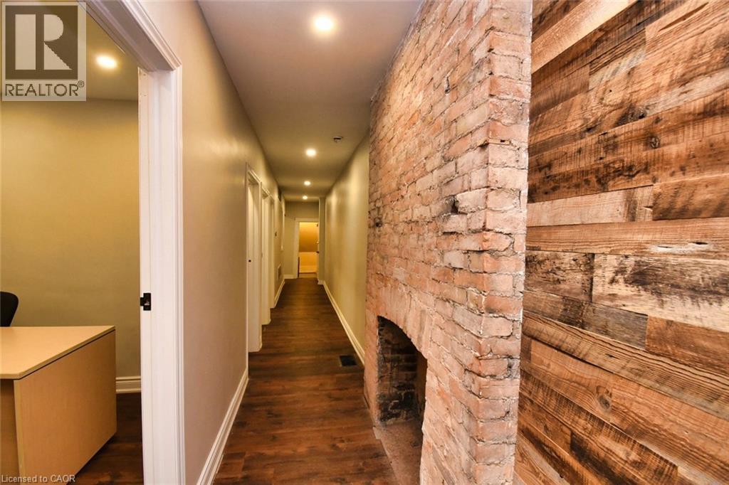 242 James Street S, Hamilton, Ontario  L8P 3B3 - Photo 10 - 40763535