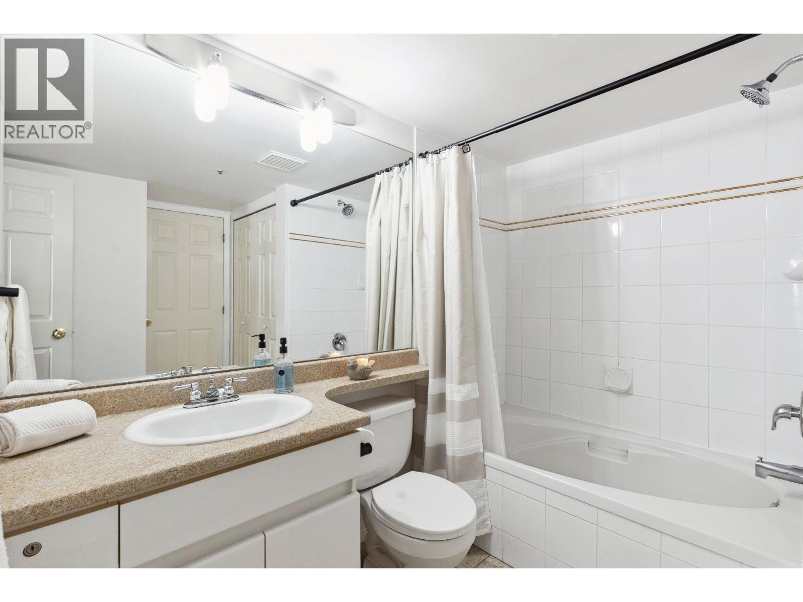 203 2960 Princess Crescent, Coquitlam, British Columbia  V3B 7P2 - Photo 15 - R3012541