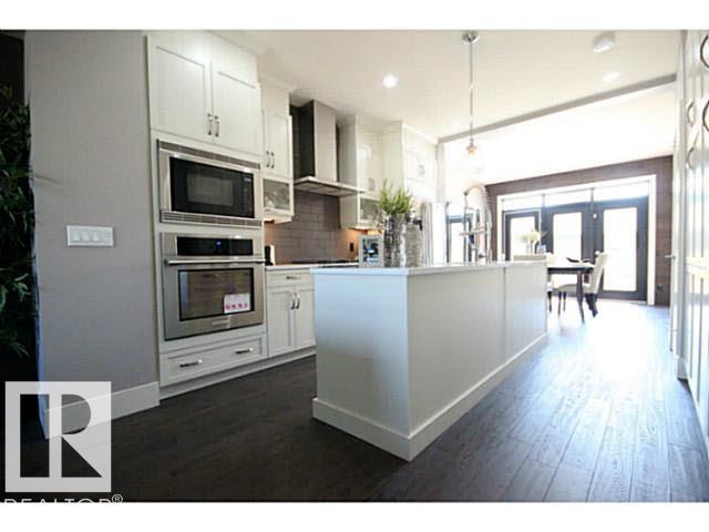 Property at 11333 76 AV NW image 4