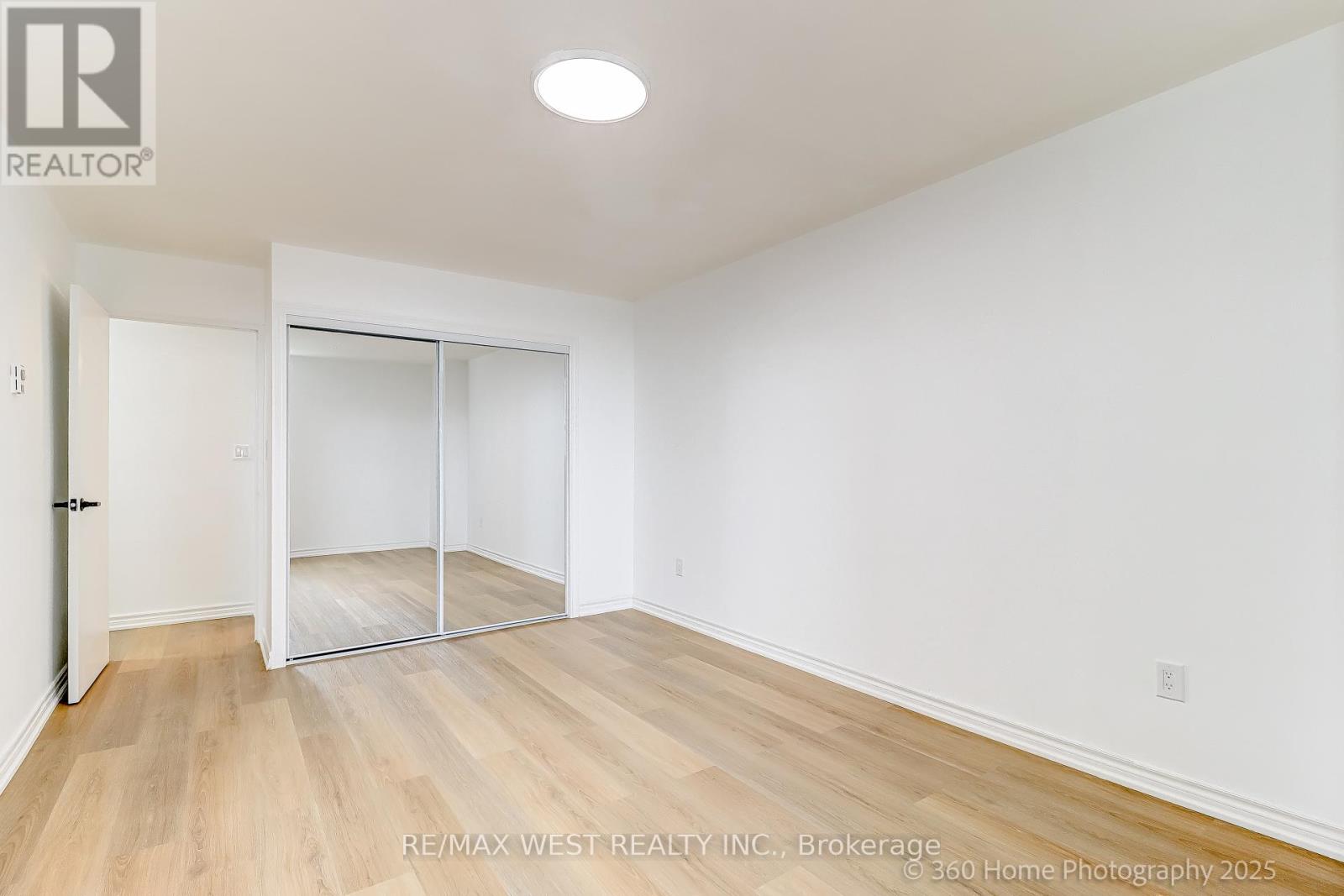 803 - 3 Massey Square, Toronto, Ontario  M4C 5L5 - Photo 19 - E12365614