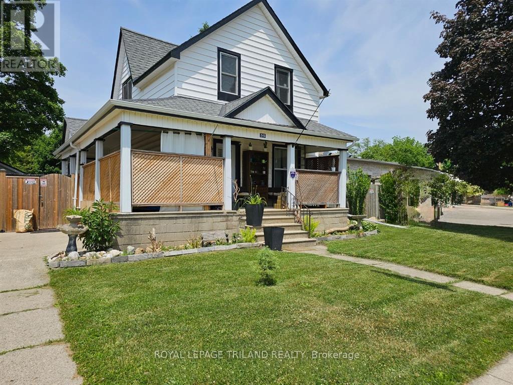 245 Sydenham Street E, Aylmer, Ontario  N5H 1M1 - Photo 1 - X12365739